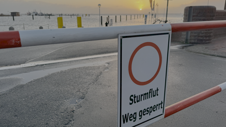 Sturmflut-KI: Machine Learning kann beim Küstenschutz helfen