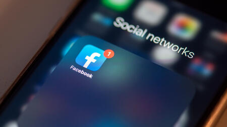 Facebook will an unveröffentlichte Bilder auf Smartphones