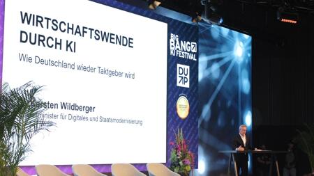 Big Bang KI-Festival: „Machen ist wie wollen, nur krasser“