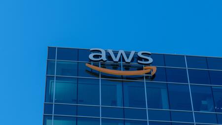 Amazon pumpt 50 Milliarden in Regierungs-KI-Rechenzentren