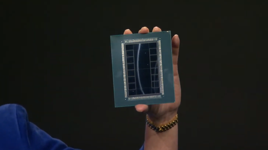 AMD zeigt riesige Chipkonstrukte Epyc Venice und Instinct MI455X