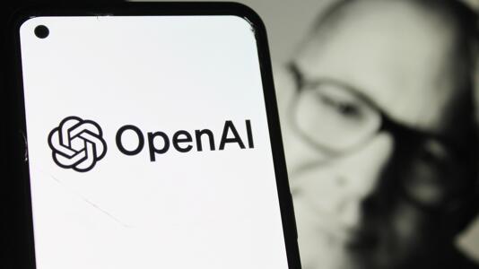 OpenAIs KI-Gadget kommt erst 2027 und nicht unter der Marke io