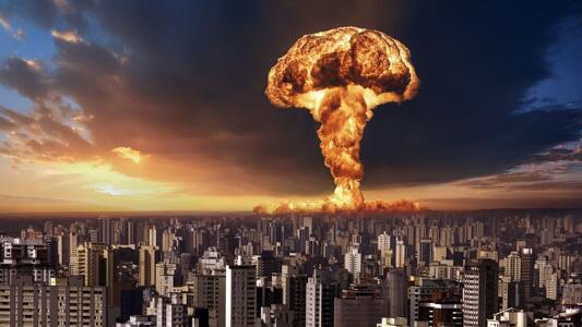 Atomkrieg aus dem Algorithmus: Wie KI militärische Krisen eskalieren lässt