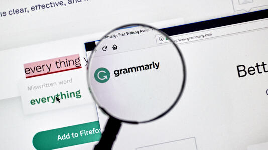 Grammarly: KI gibt sich nach Kritik nicht mehr als Autorinnen und Autoren aus