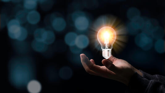 Patent-Boom 2025: KI, Software und E-Mobilität treiben deutschen Markt