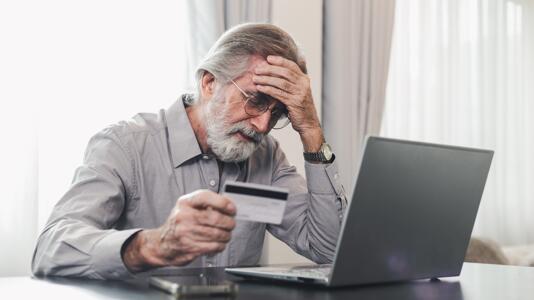 US-Amerikaner verlieren 2025 fast 21 Milliarden US-Dollar durch Cybercrime