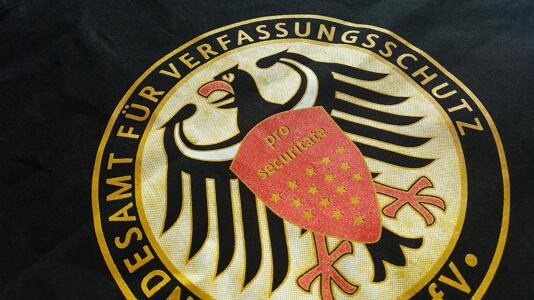 Digitale Souveränität: Verfassungsschutz kauft europäische Palantir-Alternative