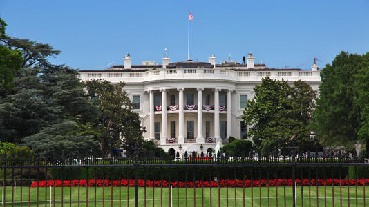 Umdenken im Weißen Haus: Trump-Administration erwägt mehr KI-Aufsicht