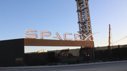 SpaceX plant Börsengang wohl schon für Mitte Juni